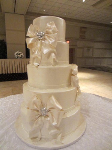 Wedding Cakes Birmingham MI