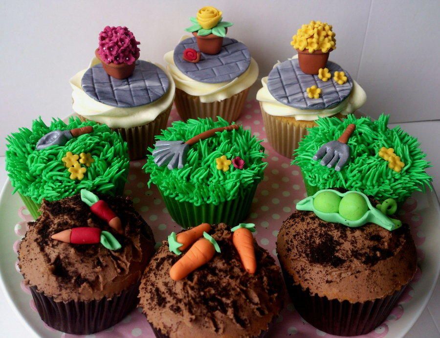 Kiddies &amp; Cupcakes MOTHERS DAY EDITION - Baking Classes Southfield Michigan | Cake Crumbs - G2(1)